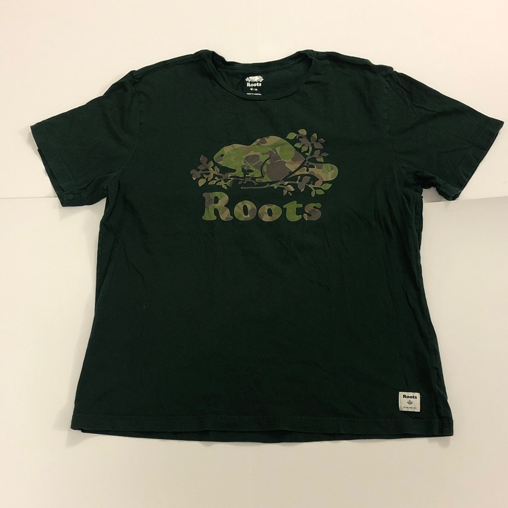 Roots M T-shirt Dark Green w Camouflage Graphic Design Excellent Condition
